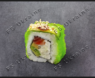 "Green dragon with salmon" roll